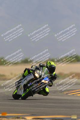 media/Sep-30-2023-SoCal Trackdays (Sat) [[636657bffb]]/Turn 15 (1120am)/